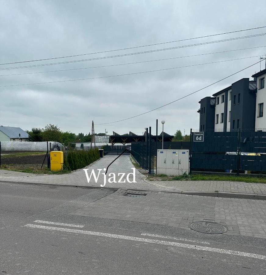 Z Widokiem 4 *